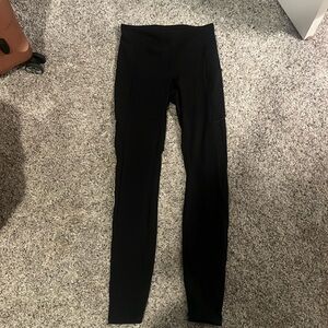 Lululemon leggings, 28” high rise with pockets